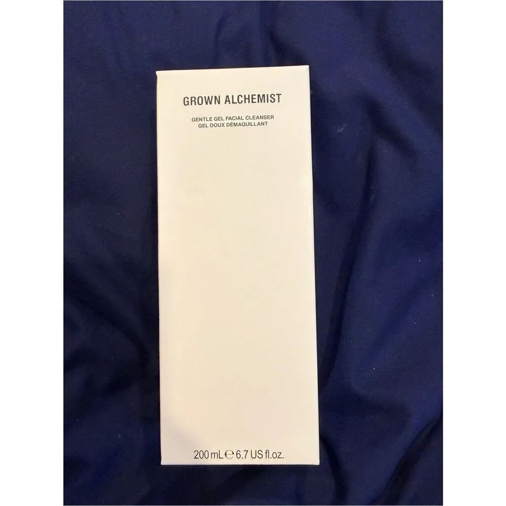 Grown Alchemist White Gentle Facial Cleanser - 200 mL